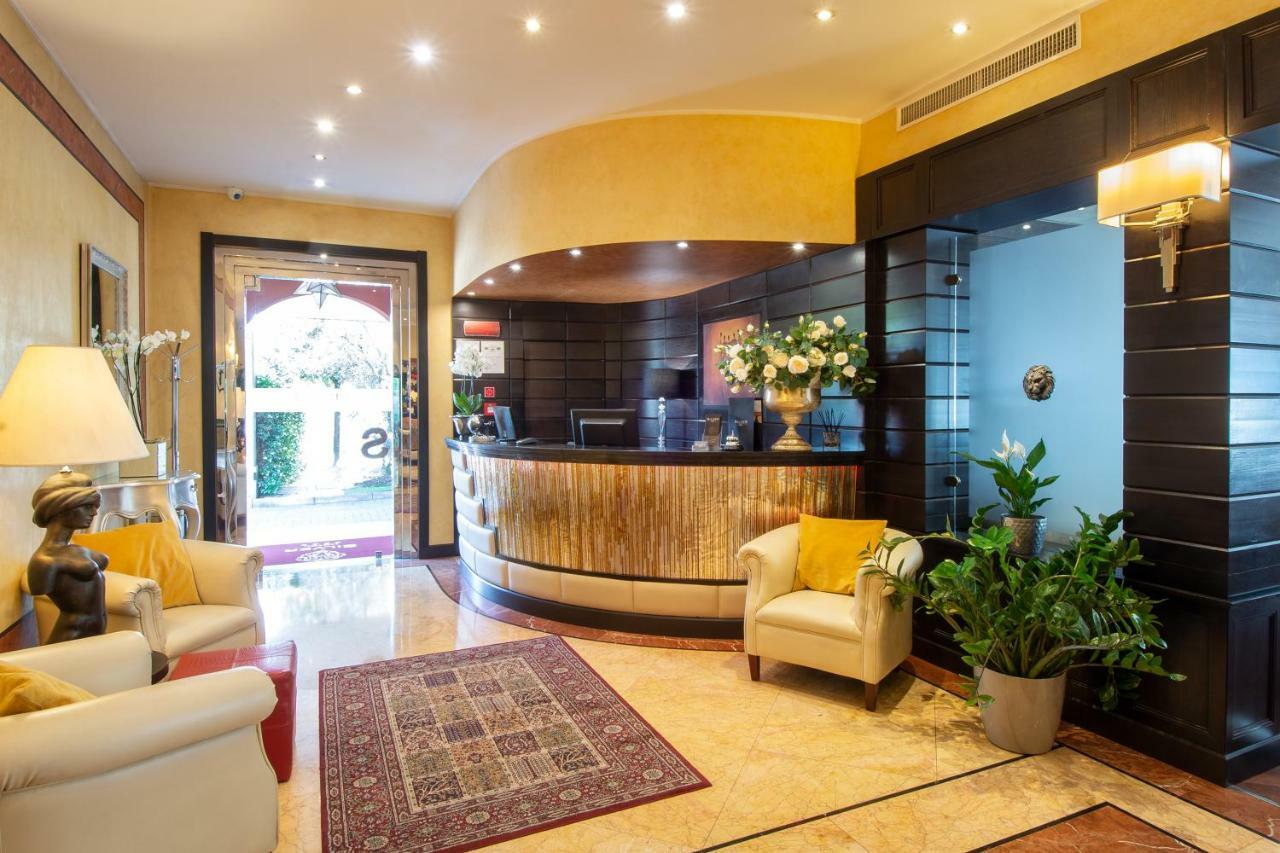 Hotel Silver Milano Eksteriør billede